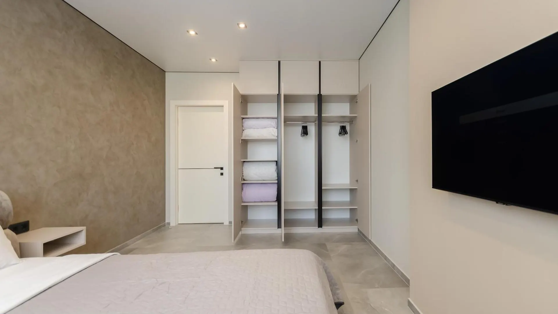 Petrovdom Apartments 33-414 In Rc Manhattan City,Beresteiskyi 11 基輔 乌克兰