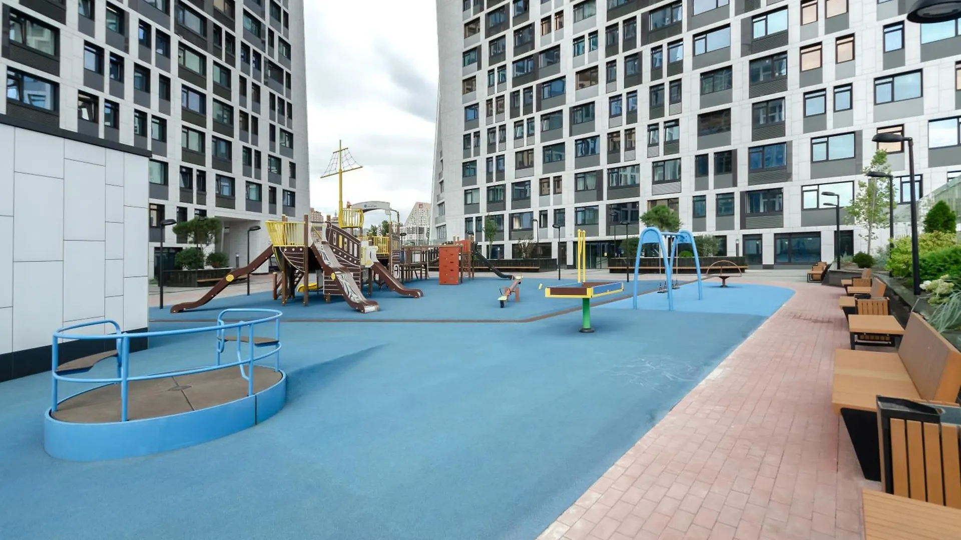 Petrovdom Apartments 33-414 In Rc Manhattan City,Beresteiskyi 11 基輔 0*,