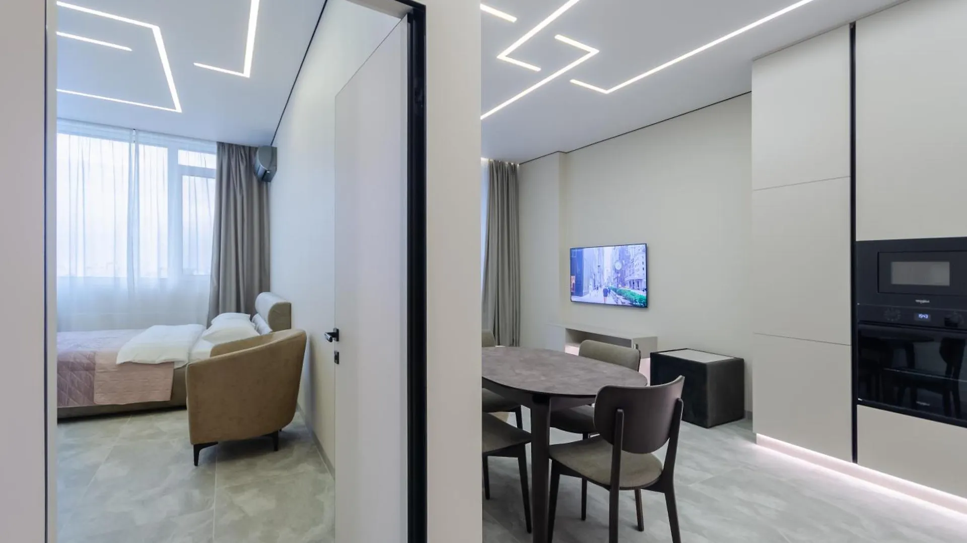 Petrovdom Apartments 33-414 In Rc Manhattan City,Beresteiskyi 11 基輔