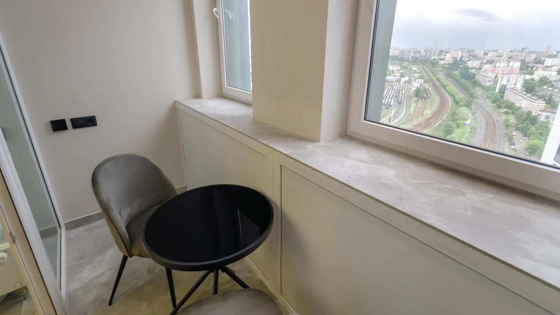 Petrovdom Apartments 33-414 In Rc Manhattan City,Beresteiskyi 11 基輔