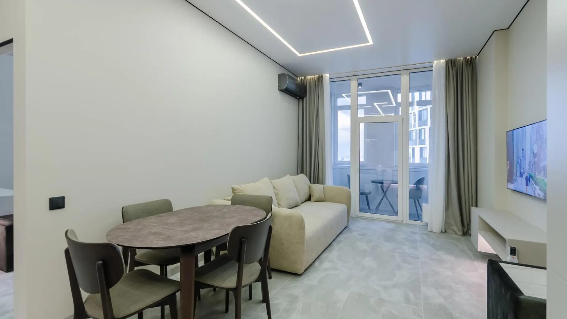 Petrovdom Apartments 33-414 In Rc Manhattan City,Beresteiskyi 11 基輔
