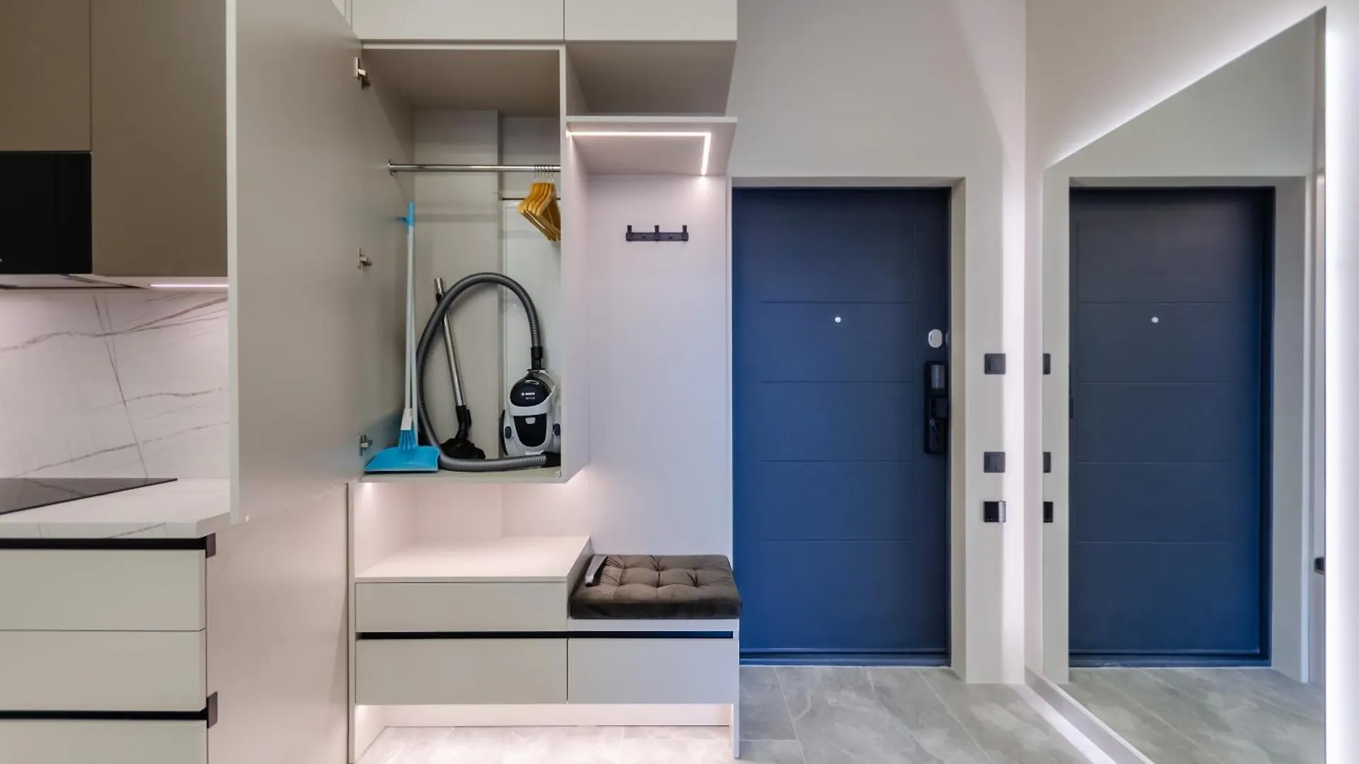 Petrovdom Apartments 33-414 In Rc Manhattan City,Beresteiskyi 11 Kiev