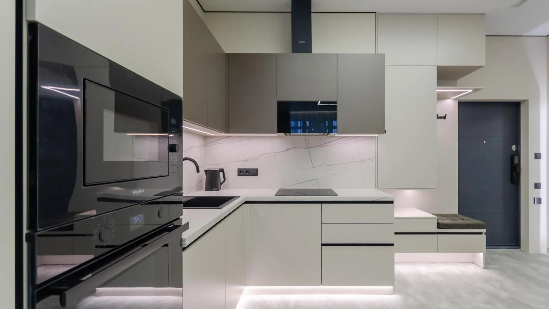 Petrovdom Apartments 33-414 In Rc Manhattan City,Beresteiskyi 11 Kiev